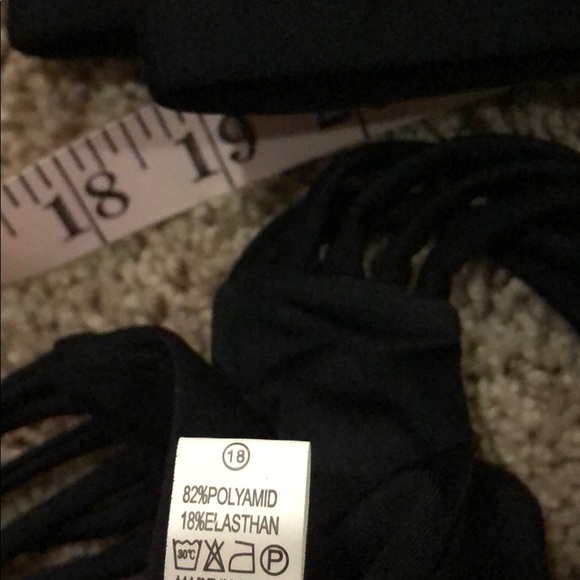 ⭐️BLACK UNPADDED FLORAL MESH - BIKINI - Picture 3 of 5